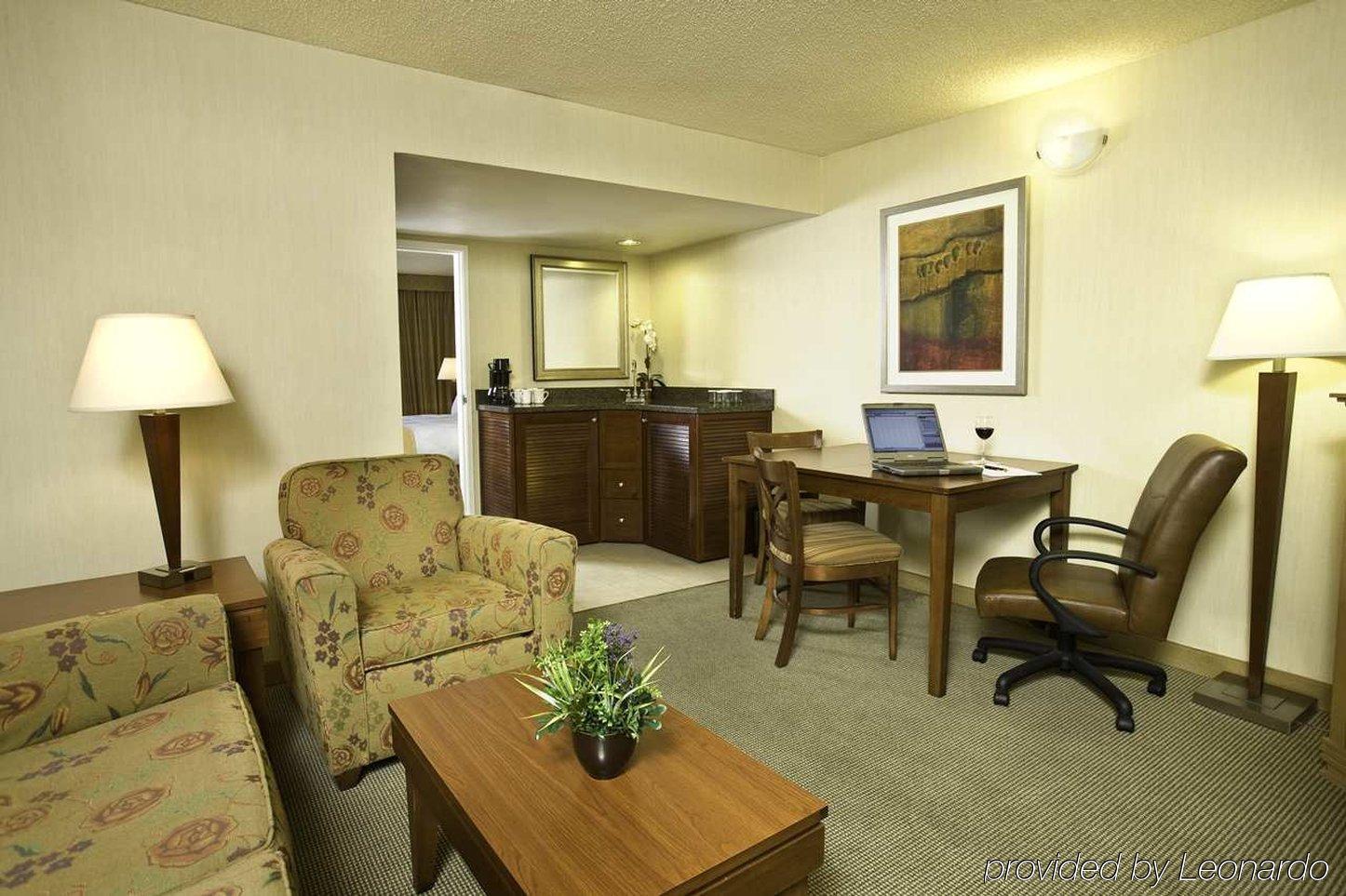Doubletree Suites By Hilton Tucson Airport Oda fotoğraf