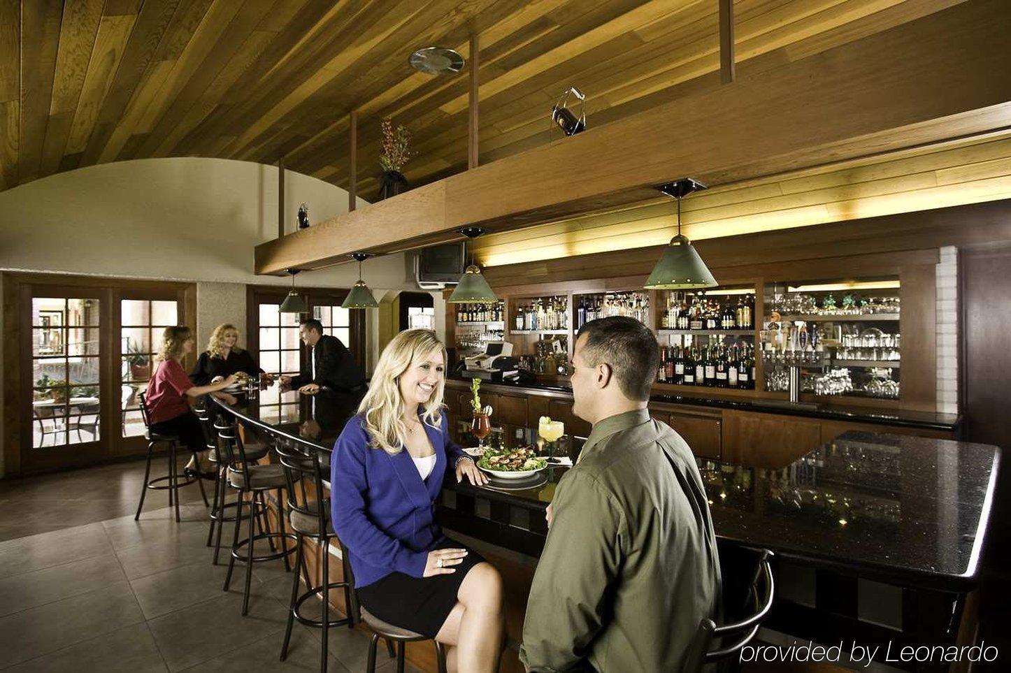 Doubletree Suites By Hilton Tucson Airport Restoran fotoğraf